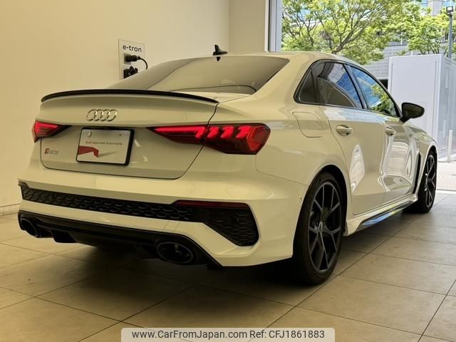 audi rs3 2023 CFJ1861883 image 2
