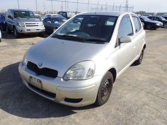 toyota vitz 2002 18017A image 1