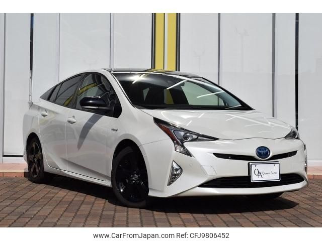 toyota prius 2018 quick_quick_DAA-ZVW50_8087046 image 1