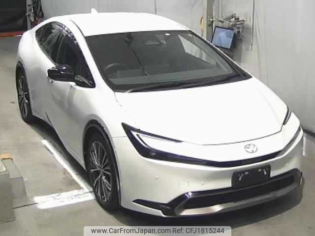 toyota prius 2023 CFJ1815244 image 1