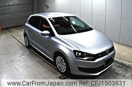 volkswagen polo 2013 CFJ1503831