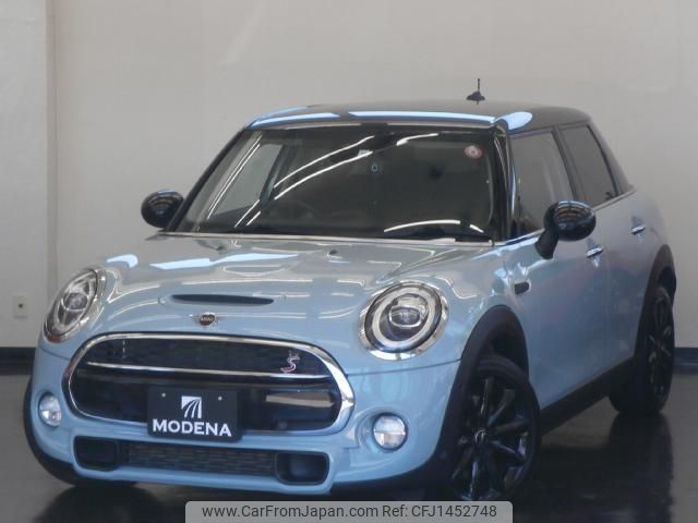 mini mini-others 2018 quick_quick_XU20M_WMWXU92070TN54751 image 1