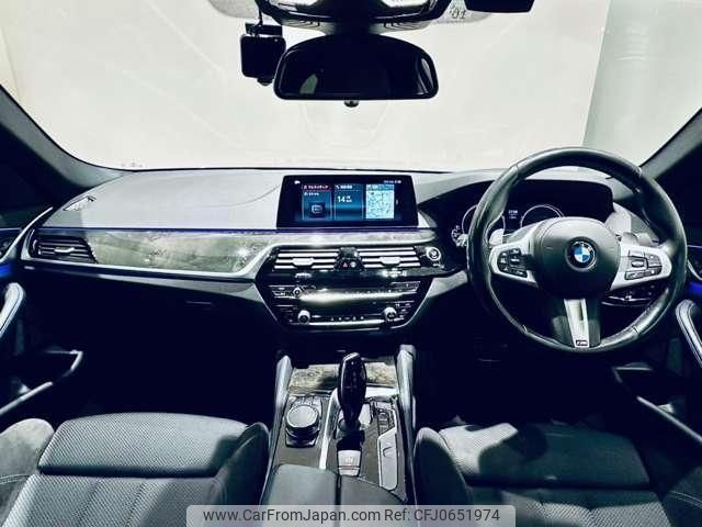 bmw 5-series 2017 quick_quick_LDA-JC20_WBAJC320X0WB93166 image 2