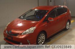 toyota prius-α 2014 CFJ0923849