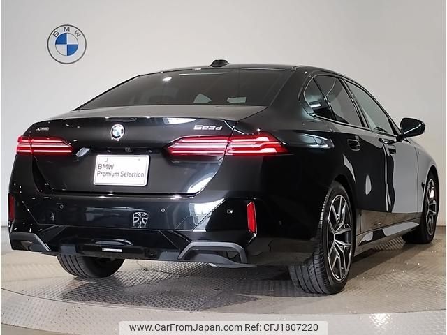 bmw 5-series 2024 CFJ1807220 image 2