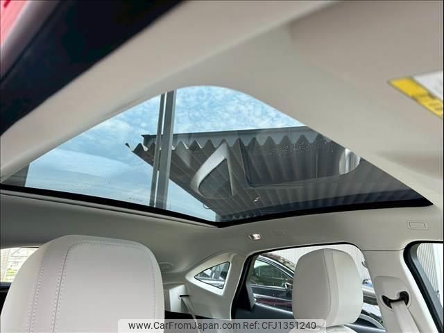 jaguar e-pace 2019 quick_quick_LDA-DF2NA_SADFA2AN8K1Z46359 image 2