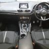 mazda axela 2017 CFJ1783694 image 2