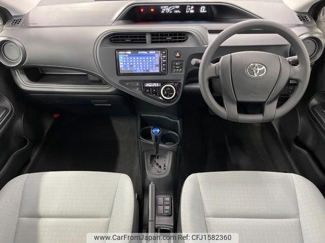 toyota aqua 2017 CFJ1582360 image 2