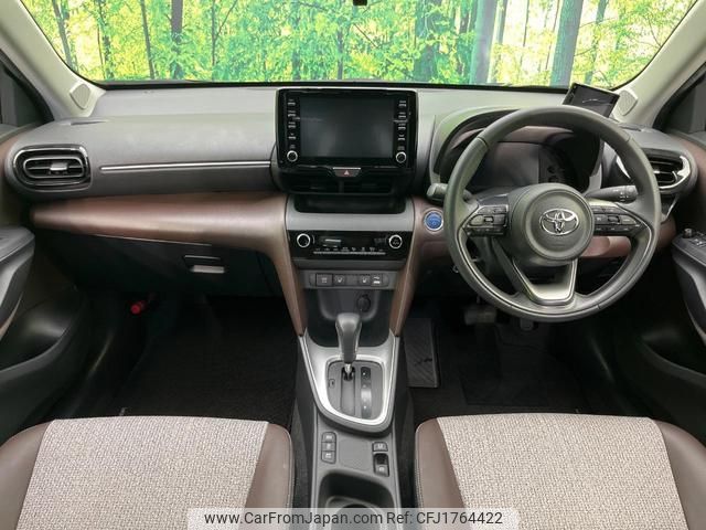 toyota yaris-cross 2022 CFJ1764422 image 2