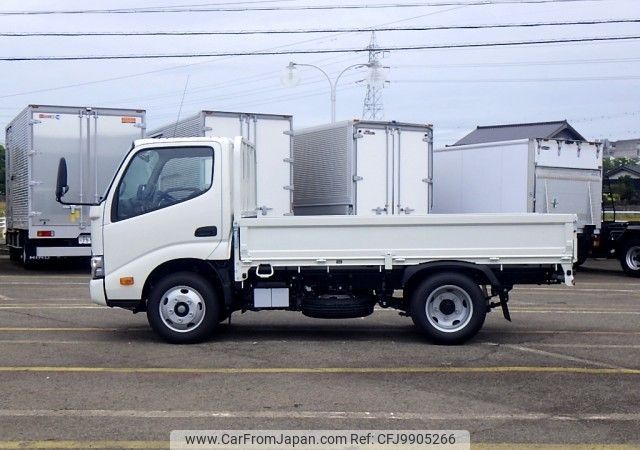 hino dutro 2023 REALMOTOR_N9024060012F-90 image 2