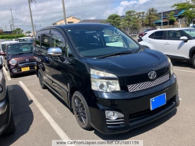 toyota voxy 2013 CFJ1601159 image 2