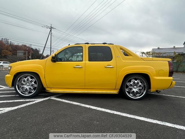 chevrolet avalanche 2011 GOO_NET_EXCHANGE_0503973A30231211W001 image 2