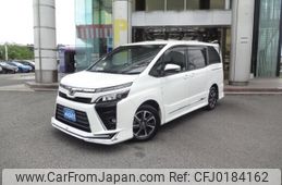 toyota voxy 2019 -TOYOTA--Voxy DBA-ZRR80W--ZRR80-0548880---TOYOTA--Voxy DBA-ZRR80W--ZRR80-0548880-