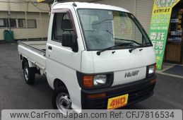 daihatsu-hijet-truck-1997-2876-car_dcaa2c0c-5f2c-48ed-9626-dd3bfc48f56f