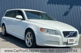 volvo v70 2010 quick_quick_BB5254W_YV1BW6050A1129867