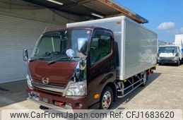 hino dutro 2018 CFJ1683620