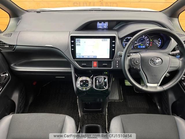 toyota noah 2018 CFJ1510454 image 2