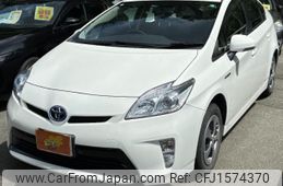 toyota prius 2015 CFJ1574370