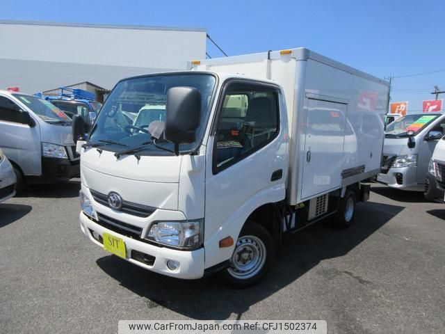 toyota dyna-truck 2017 CFJ1502374 image 1