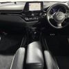 toyota c-hr 2020 -TOYOTA--C-HR 6AA-ZYX11--ZYX11-2002335---TOYOTA--C-HR 6AA-ZYX11--ZYX11-2002335- image 17