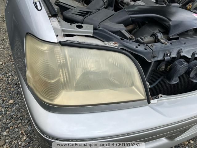 toyota crown 2000 CFJ1516281 image 2
