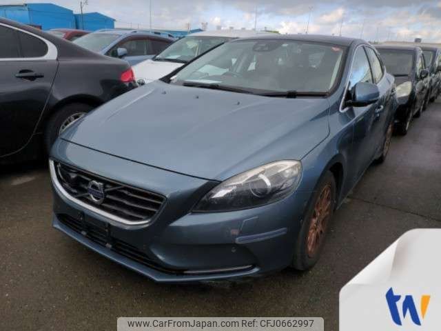 volvo v40 2013 -VOLVO--Volvo V40 DBA-MB4164T--YV1MV485BD2025719---VOLVO--Volvo V40 DBA-MB4164T--YV1MV485BD2025719- image 1