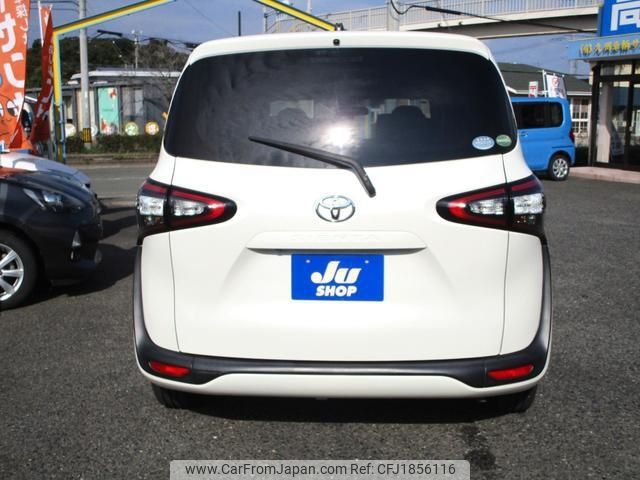 toyota sienta 2016 CFJ1856116 image 2
