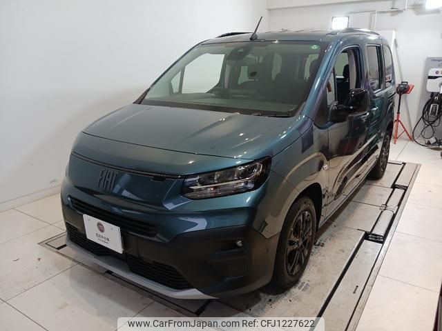 fiat fiat-others 2024 quick_quick_K9FYH01_VYFEBYHZ2RJ871098 image 2