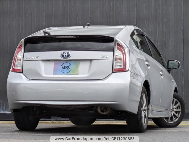 toyota prius 2014 quick_quick_DAA-ZVW30_1725368 image 2