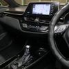 toyota c-hr 2017 quick_quick_ZYX10_ZYX10-2040199 image 4