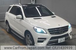 mercedes-benz ml-class 2015 CFJ1430939