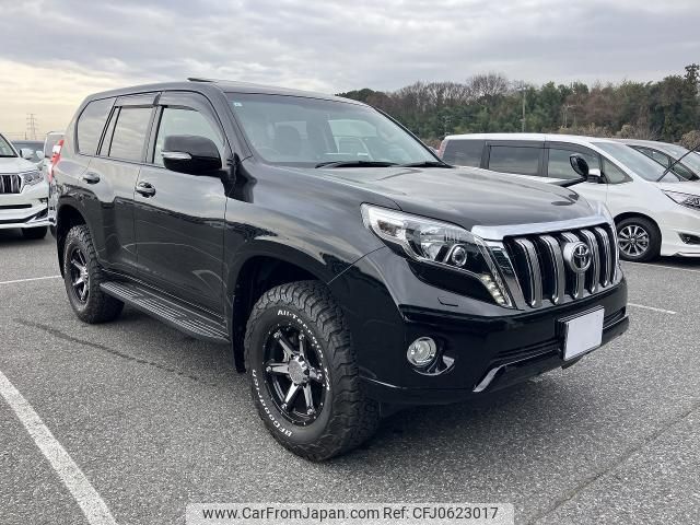 toyota land-cruiser-prado 2017 quick_quick_CBA-TRJ150W_TRJ150-0074838 image 1