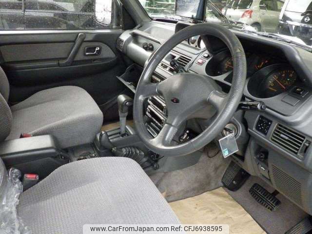 1994 Mitsubishi Pajero Y-V26WG - Car Price $4,043