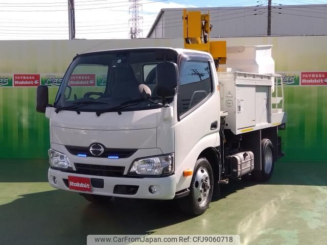 hino dutro 2019 -HINO--Hino Dutoro XZU675M--XZU675-0010698---HINO--Hino Dutoro XZU675M--XZU675-0010698- image 1