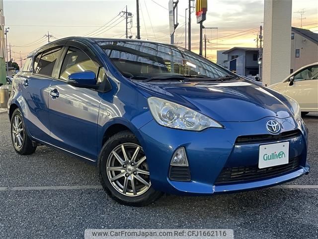 toyota aqua 2012 CFJ1662116 image 1