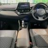 toyota c-hr 2018 CFJ1529718 image 2