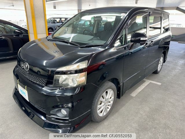 toyota voxy 2010 AF-ZRR70-0368227 image 1