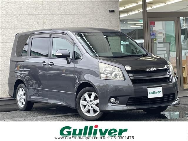 toyota noah 2008 -TOYOTA--Noah DBA-ZRR70W--ZRR70-0137304---TOYOTA--Noah DBA-ZRR70W--ZRR70-0137304- image 1