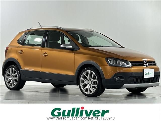 volkswagen cross-polo 2015 -VOLKSWAGEN--VW Cross Polo DBA-6RCJZW--WVWZZZ6RZFU090273---VOLKSWAGEN--VW Cross Polo DBA-6RCJZW--WVWZZZ6RZFU090273- image 1