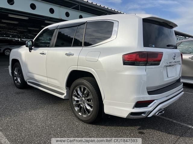 toyota land-cruiser 2024 CFJ1847593 image 2