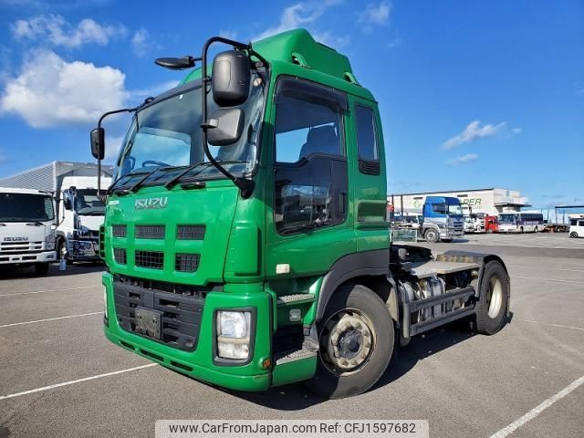 isuzu giga 2011 CFJ1597682 image 1