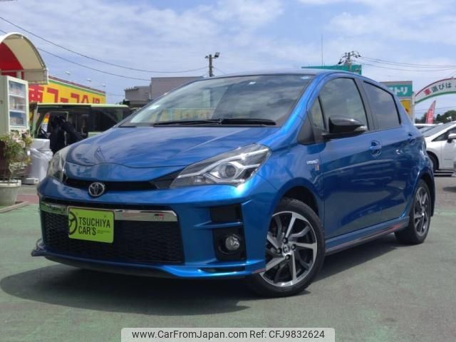 toyota vitz 2017 -TOYOTA--Vitz DAA-NHP130--NHP130-2025348---TOYOTA--Vitz DAA-NHP130--NHP130-2025348- image 1