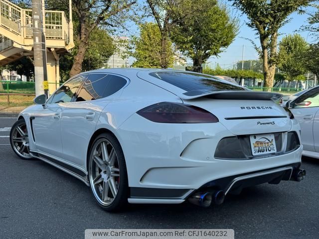 porsche panamera 2011 CFJ1640232 image 2