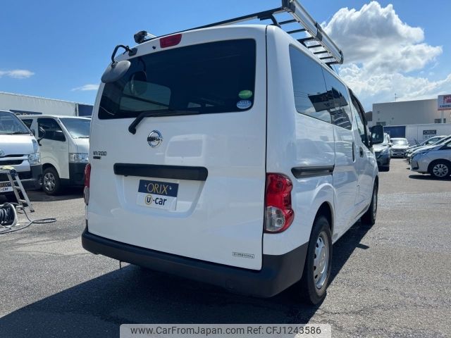 nissan nv200-vanette 2018 CFJ1243586 image 2