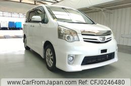 toyota noah 2011 ENHANCEAUTO_1_ea288308