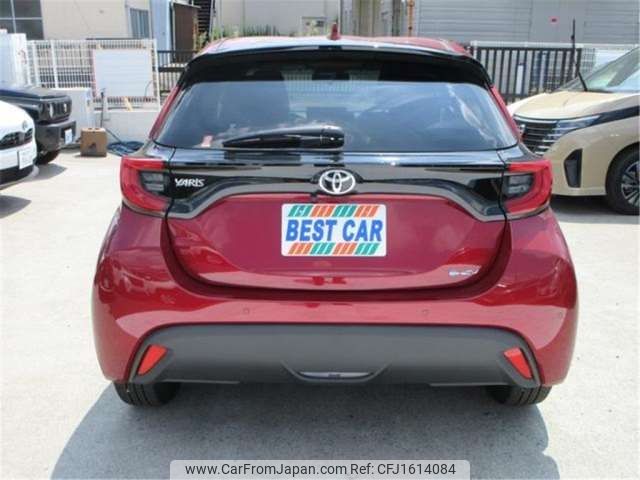 toyota yaris 2024 CFJ1614084 image 2