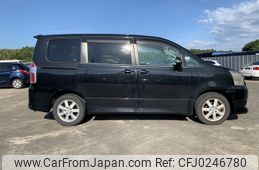 toyota noah 2007 NIKYO_ZX41904