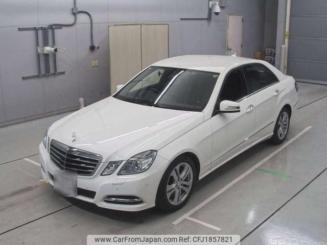 mercedes-benz e-class 2013 CFJ1857821 image 1