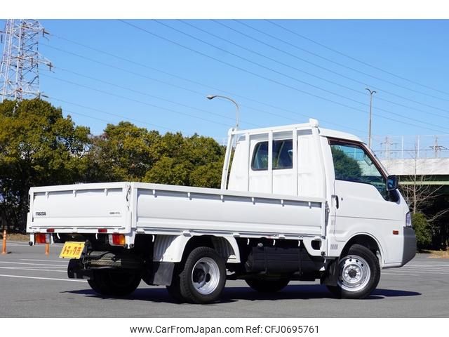 mazda bongo-truck 2013 GOO_NET_EXCHANGE_0208594A30250117W001 image 2