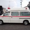 toyota himedic 2004 CFJ1829542 image 2
